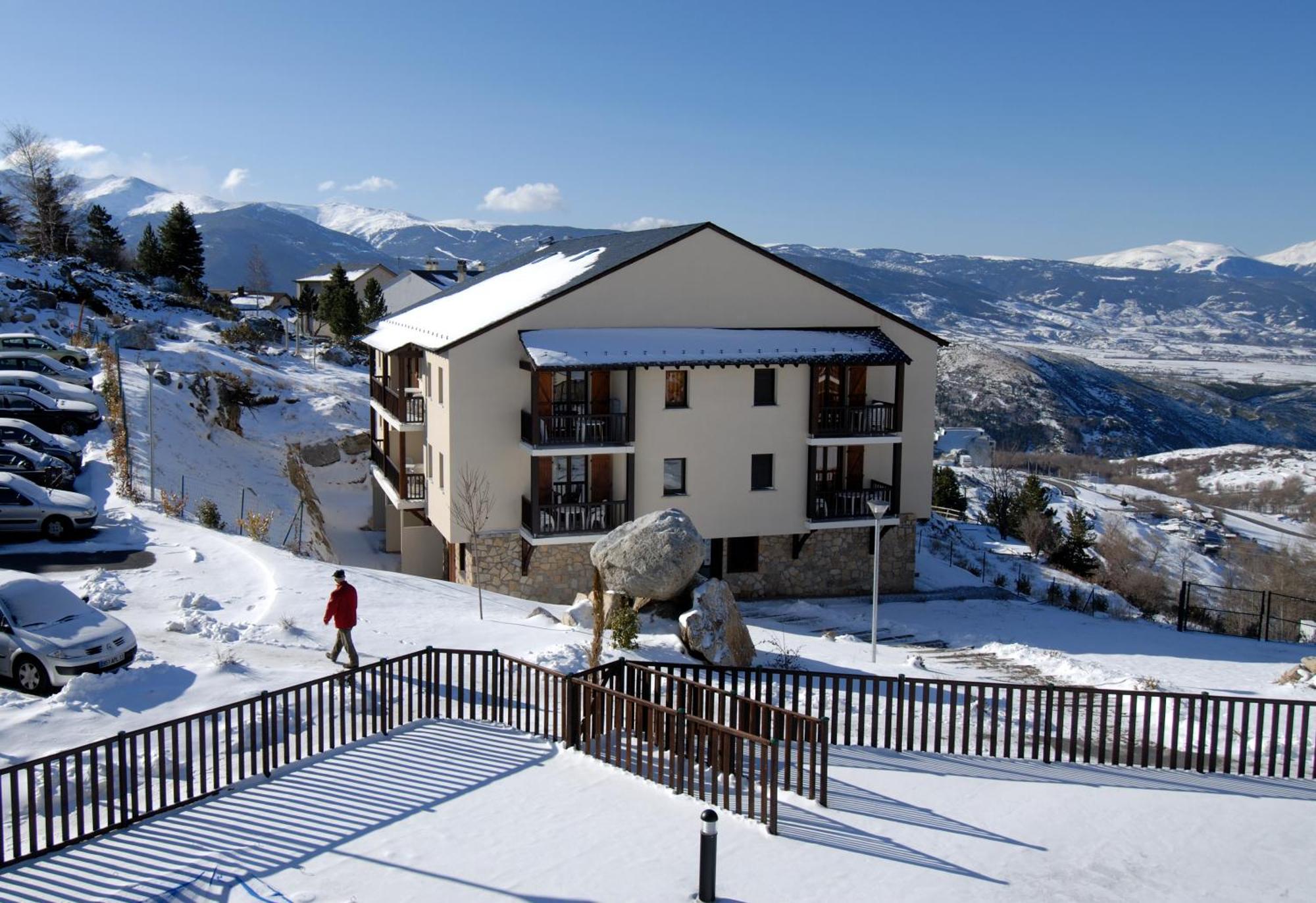 Residence Odalys Mille Soleils Font-Romeu-Odeillo-Via Buitenkant foto